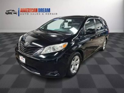 Used 2016 Toyota Sienna LE