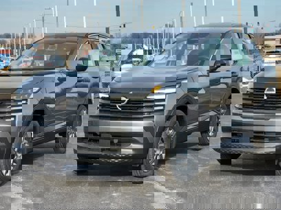 New 2025 Nissan Kicks S