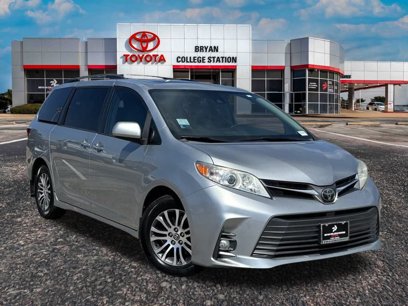 Used 2019 Toyota Sienna XLE