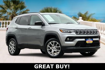 Used 2022 Jeep Compass Latitude w/ Sun and Sound Group