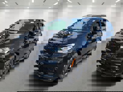 New 2023 Chrysler Pacifica Limited w/ Uconnect Theater Family Group