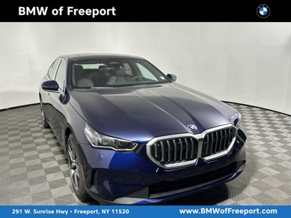 New 2026 BMW 530i xDrive w/ Premium Package