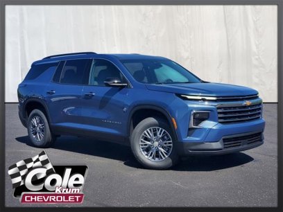 New 2025 Chevrolet Traverse LT w/ Driver Confidence Package
