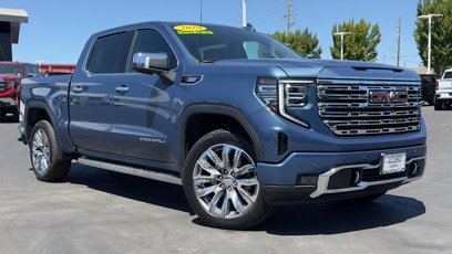 New 2025 GMC Sierra 1500 Denali w/ Denali Reserve Package
