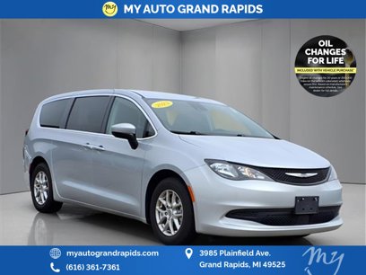 Used 2023 Chrysler Voyager LX