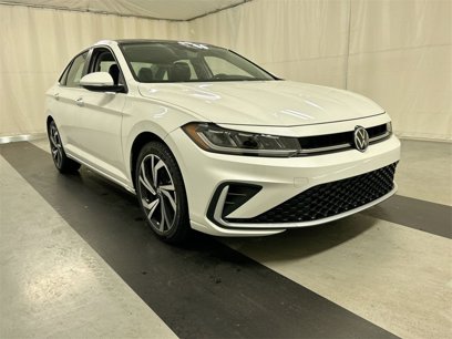 Certified 2025 Volkswagen Jetta SEL