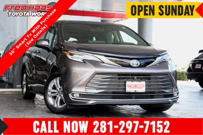 Used 2023 Toyota Sienna Platinum