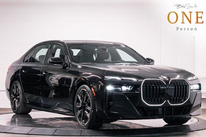 New 2025 BMW 750e xDrive