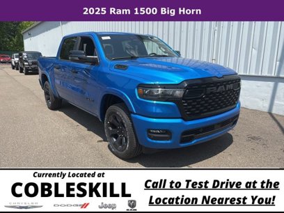 New 2025 RAM 1500 4x4 Crew Cab