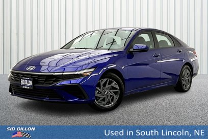 Used 2024 Hyundai Elantra Blue