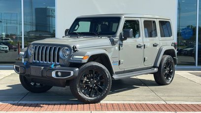 Used 2022 Jeep Wrangler Unlimited Sahara w/ Cold Weather Group