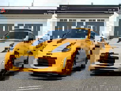 Used 2018 Nissan 370Z Coupe w/ Z34 Heritage Edition - Yellow