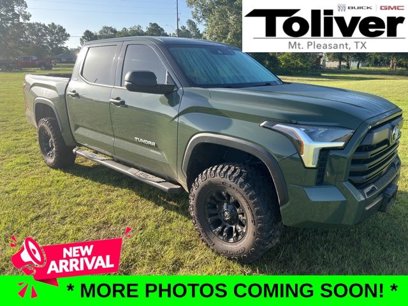 Used 2022 Toyota Tundra SR5 w/ SR5 Convenience Package