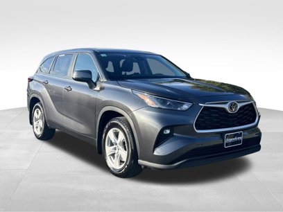 Used 2024 Toyota Highlander LE