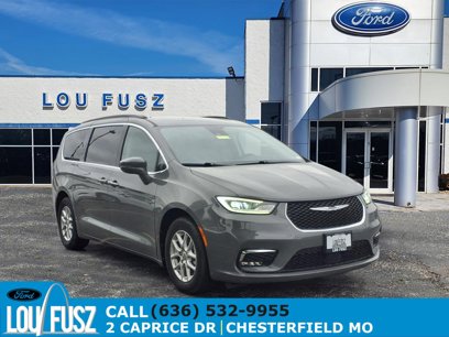 Used 2022 Chrysler Pacifica Touring-L