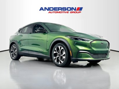 New 2024 Ford Mustang Mach-E Select w/ Comfort Package Lite