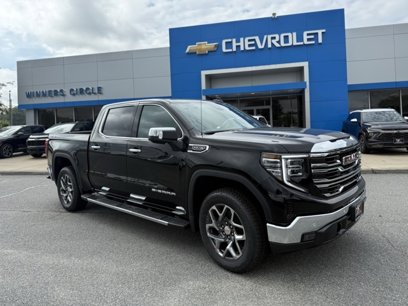New 2025 GMC Sierra 1500 SLT w/ SLT Premium Package