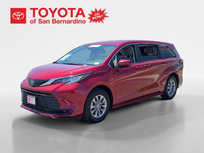 Certified 2023 Toyota Sienna LE