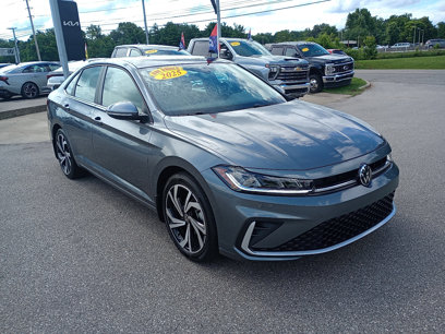Used 2025 Volkswagen Jetta SEL