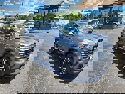 New 2025 Nissan Kicks SV