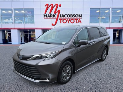 Used 2024 Toyota Sienna XLE