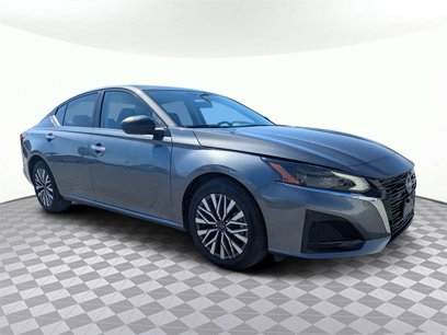 Used 2024 Nissan Altima 2.5 SV