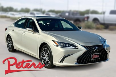 Used 2025 Lexus ES 350 w/ Premium Package