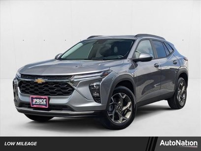 Used 2025 Chevrolet Trax LT w/ Sunroof Package