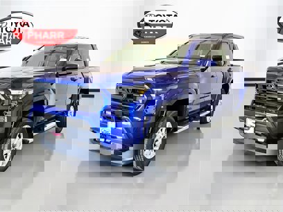 New 2025 Toyota Tacoma SR5