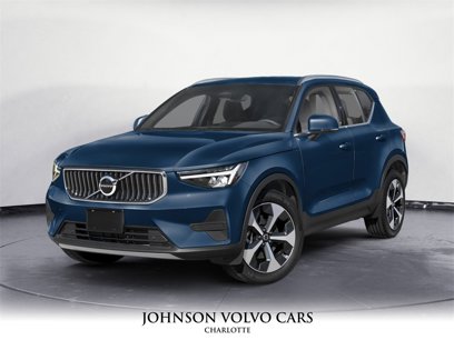 New 2025 Volvo XC40 B5 Ultra w/ Climate Package