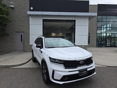 Used 2021 Kia Sorento EX w/ Panoramic Sunroof Package