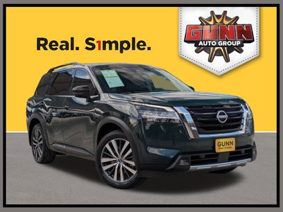 Used 2022 Nissan Pathfinder Platinum w/ Cargo Package