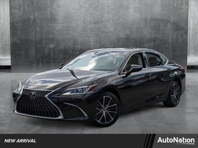 Certified 2024 Lexus ES 250 w/ Premium Package