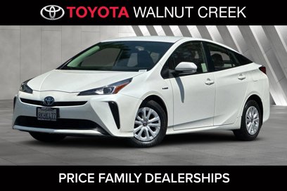 Used 2019 Toyota Prius L Eco