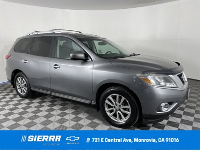 Used 2015 Nissan Pathfinder SV