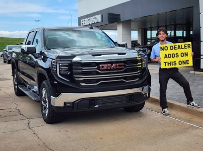 New 2025 GMC Sierra 1500 SLT w/ SLT Premium Plus Package