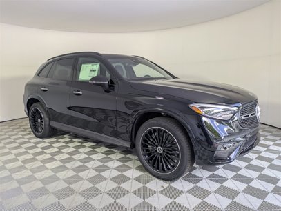 New 2025 Mercedes-Benz GLC 300