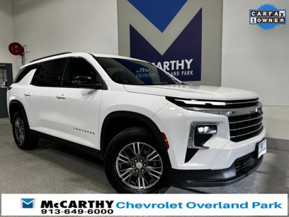 Used 2024 Chevrolet Traverse LT