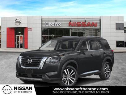 New 2025 Nissan Pathfinder Platinum w/ Cargo Package