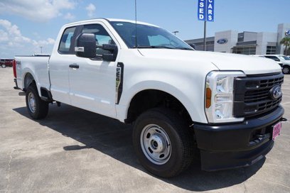 New 2024 Ford F250 XL w/ FX4 Off-Road Package