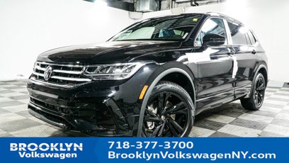 New 2024 Volkswagen Tiguan SE R-Line