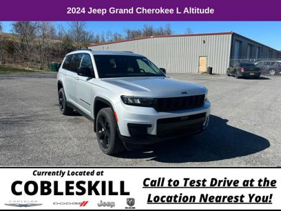 New 2024 Jeep Grand Cherokee L Laredo