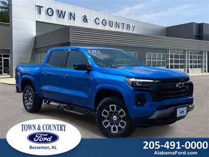 Used 2023 Chevrolet Colorado Z71 w/ Z71 Convenience Package 2