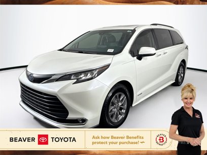 Used 2021 Toyota Sienna XLE