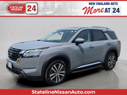 Certified 2022 Nissan Pathfinder Platinum w/ Lighting Package (N93)