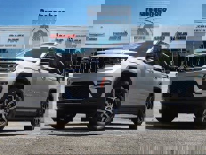 New 2024 Jeep Grand Cherokee Limited w/ Luxury Tech Group II