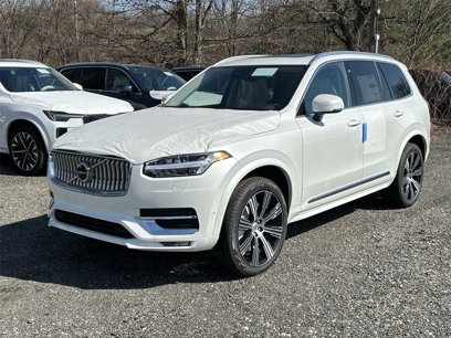 New 2025 Volvo XC90 B6 Plus w/ Protection Package Premier