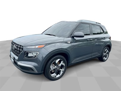 Used 2023 Hyundai Venue SEL w/ Cargo Package