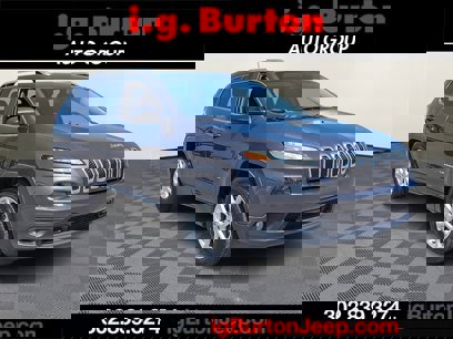 Used 2018 Jeep Cherokee Latitude Plus w/ Cold Weather Group