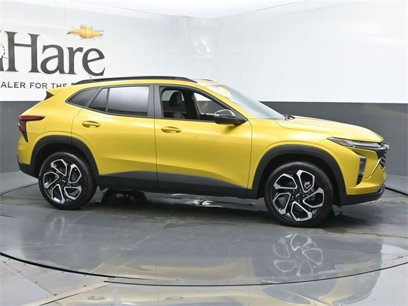 Used 2025 Chevrolet Trax RS w/ Sunroof Package